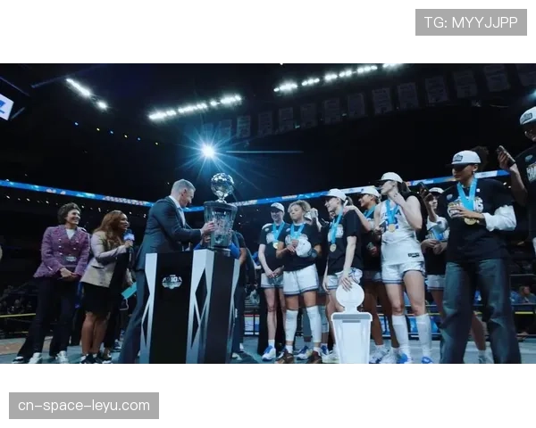 季中锦标赛成功举办后,联盟探讨引入“季后赛挑战赛”可能性 季中锦标赛成功举办后,联盟探讨引入“季后赛挑战赛”可能性